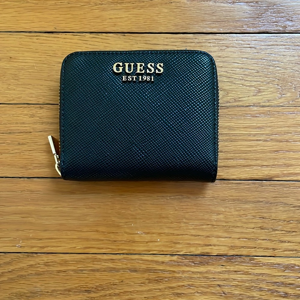 Guess Black Zipped Wallet